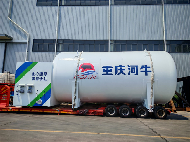 ▲LNG船用燃料罐 ▲LNG船用燃料罐.jpg